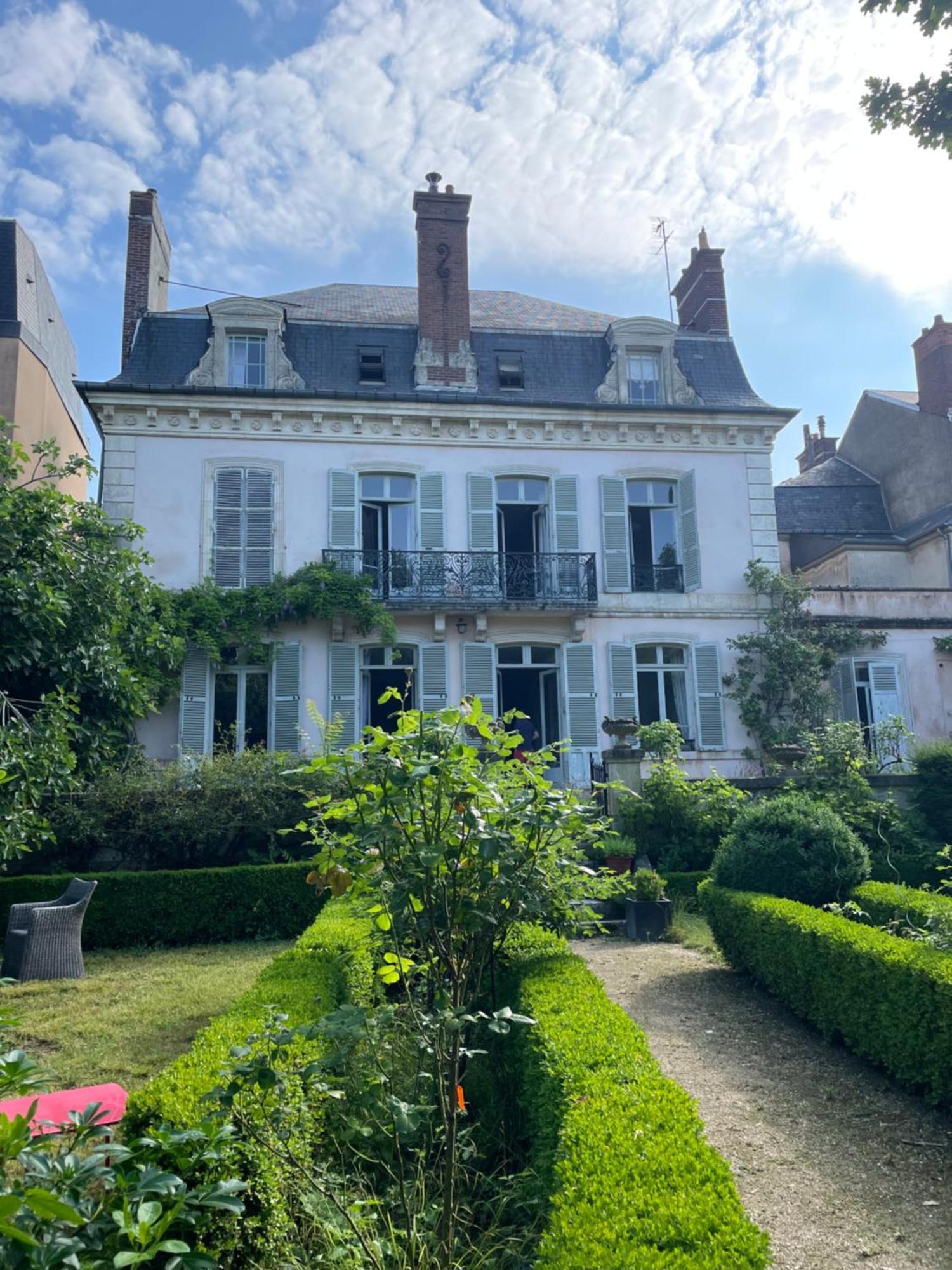 Belle Fontaine Hotel Bourges Exterior foto